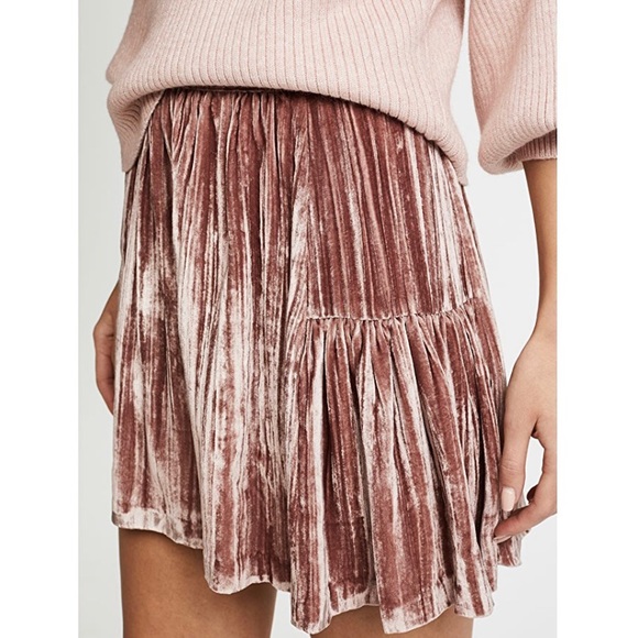Madewell Dresses & Skirts - MADEWELL Pleated Miniskirt Size 4